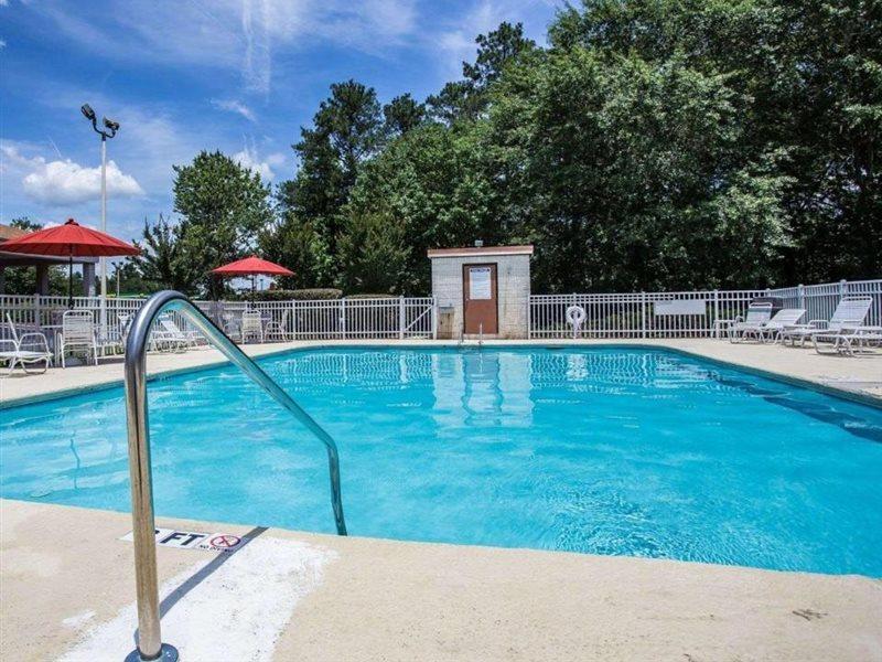 Quality Inn Fort Jackson Columbia Exterior foto